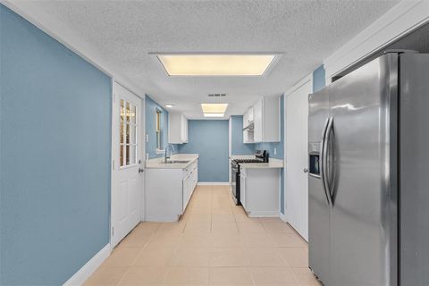 Tiny photo for 301 Suzanne Street, Palmer, TX 75152 (MLS # 21101159)