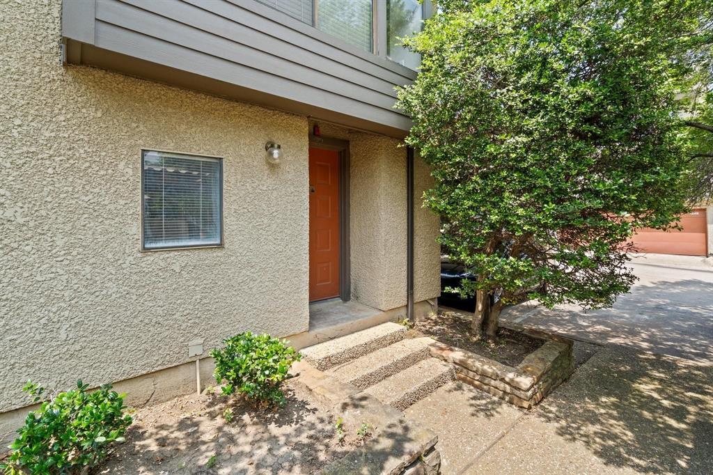 Country Club Place At Las Colinas - Residential Lease