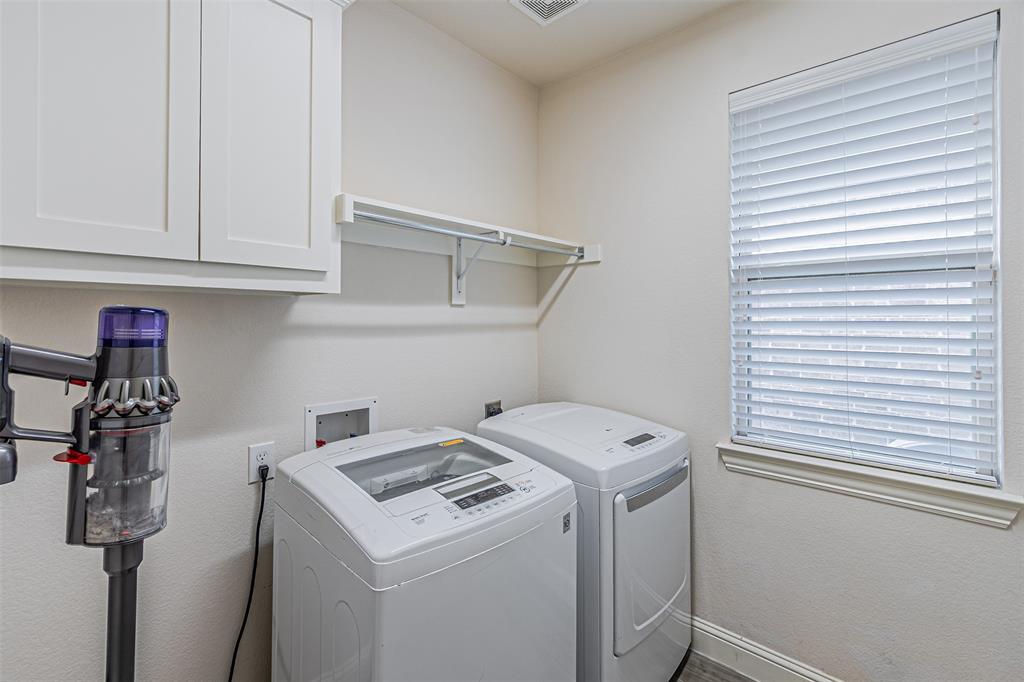 Bridges AT Las Colinas Ph 1b - Residential