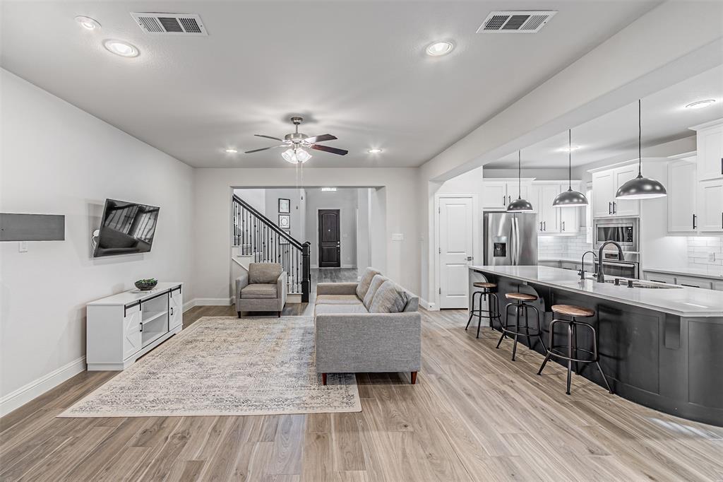 Bridges AT Las Colinas Ph 1b - Residential