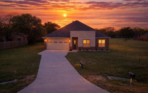Photo of 2799 Fm-3218, Commerce, TX 75428 (MLS # 20945921)
