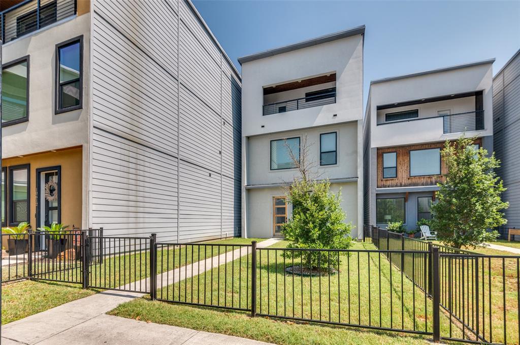 White Rock Xing - Residential Lease