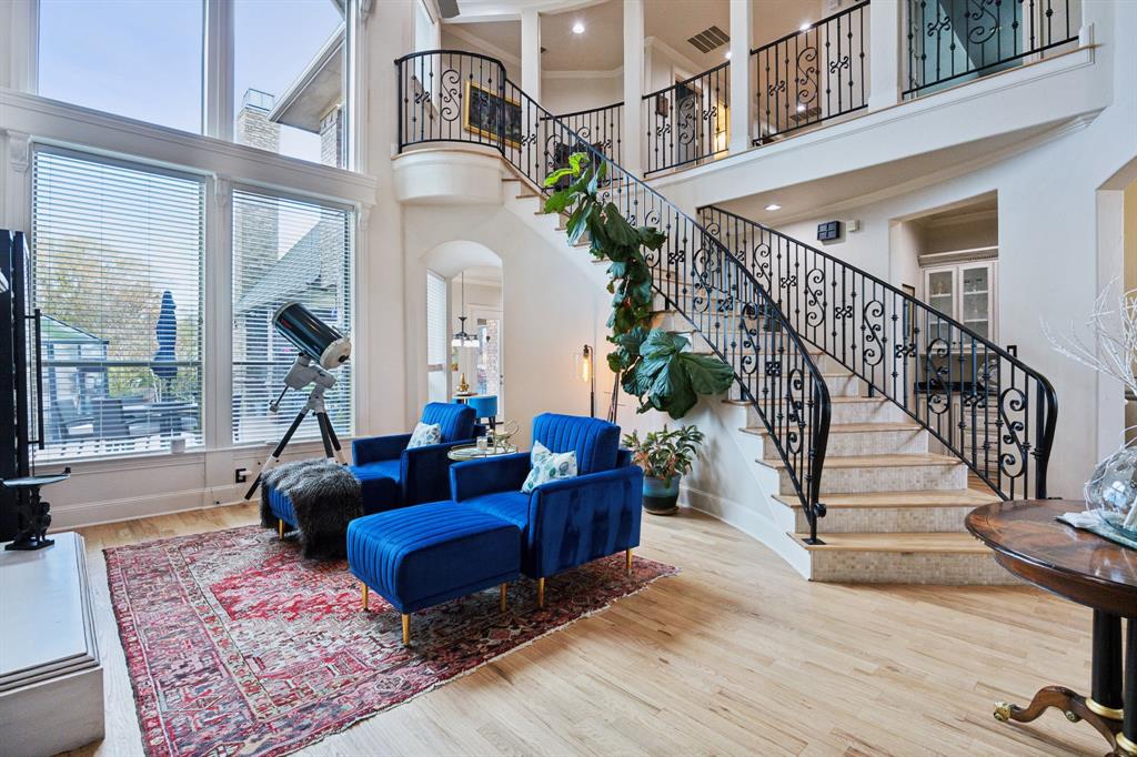 1608 Overlook Terrace