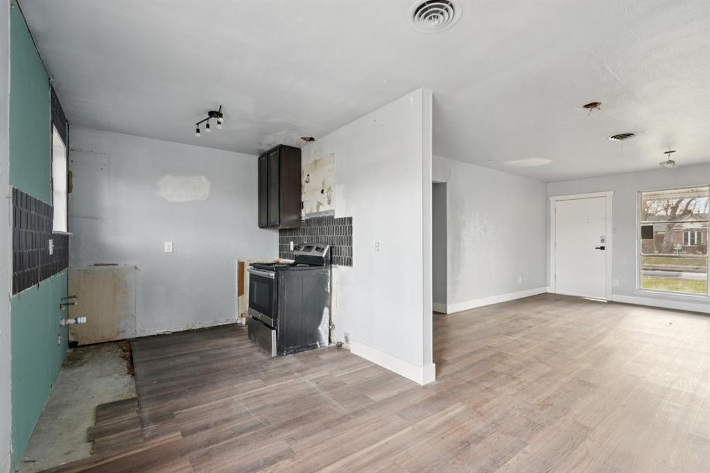 Casa View Heights 18 - Residential