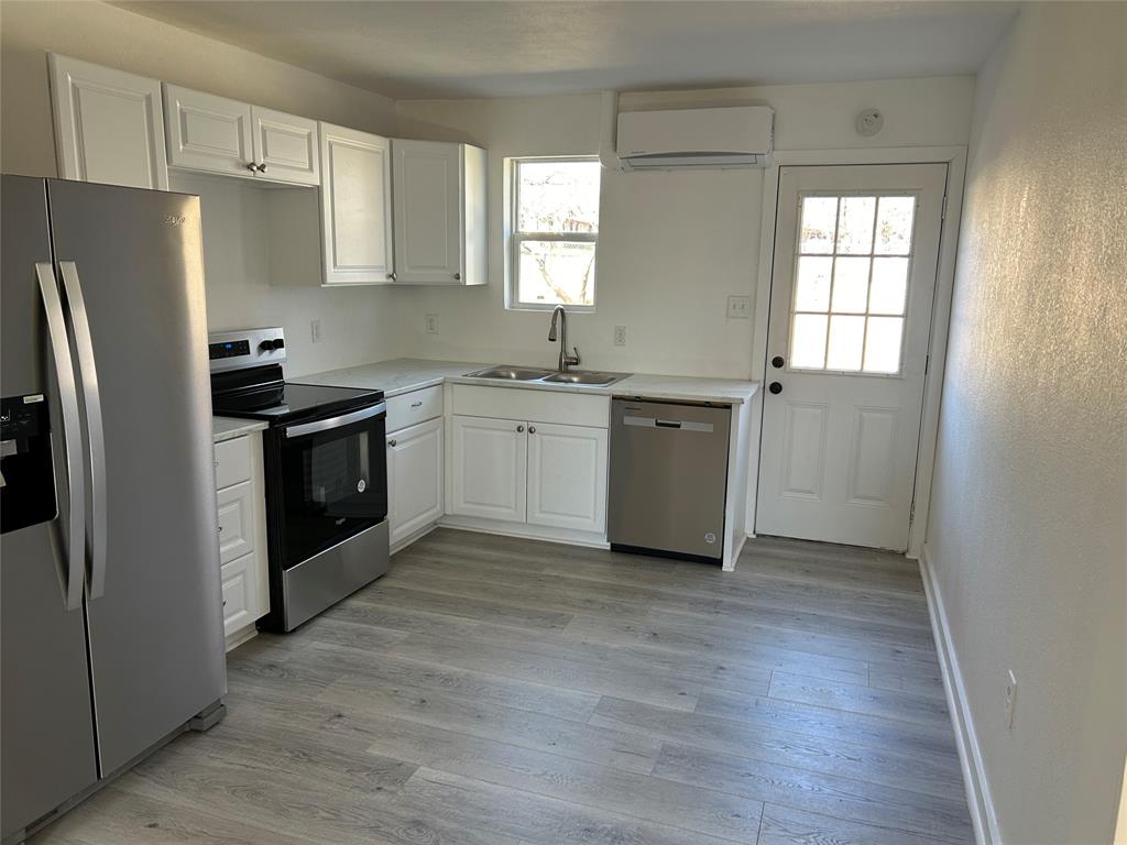 Oak Trail Shores Sec B - Residential