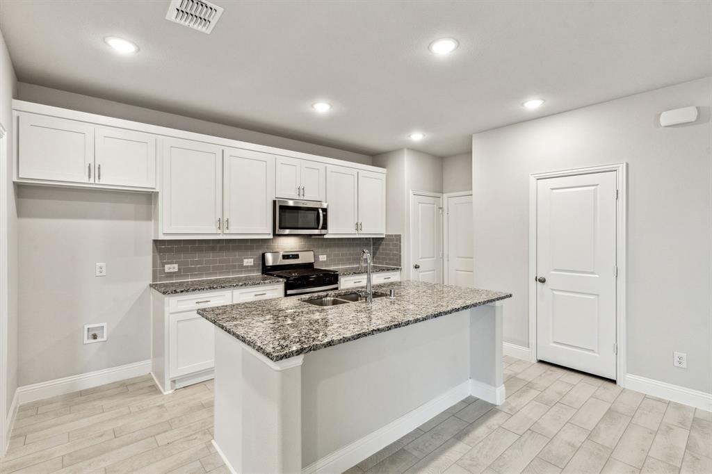 901 Portina Drive