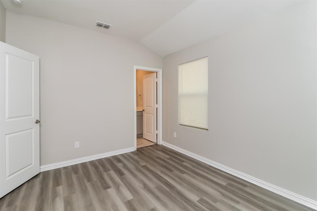 Trinity Xing Ph 3 - Residential Lease