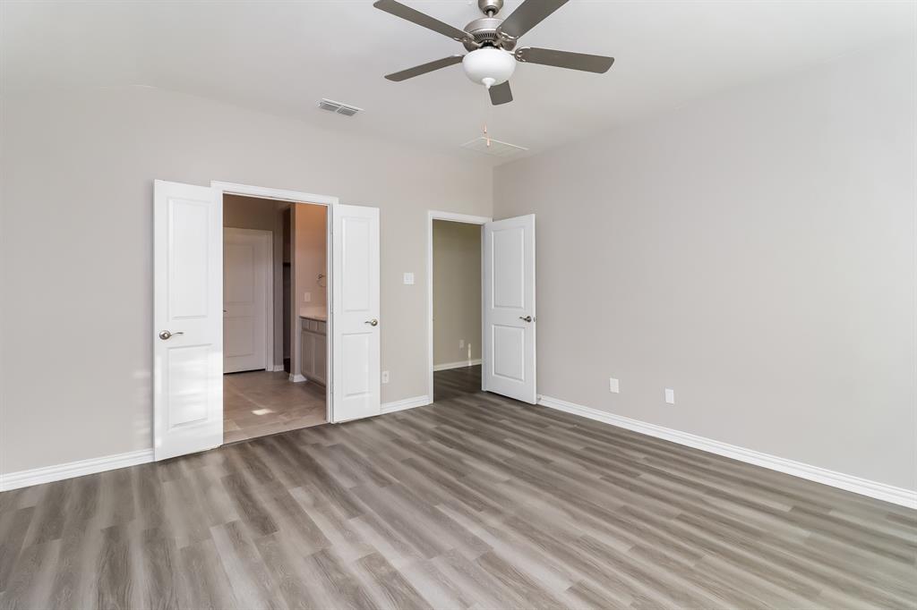 Trinity Xing Ph 3 - Residential Lease