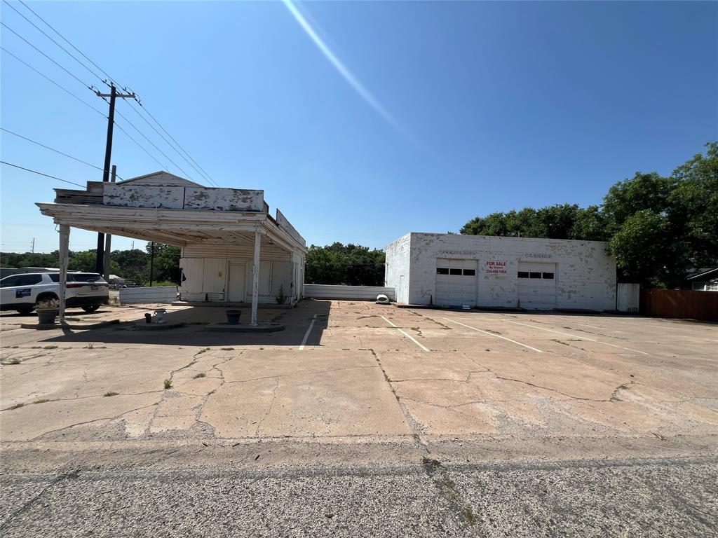 508 E 8th Street