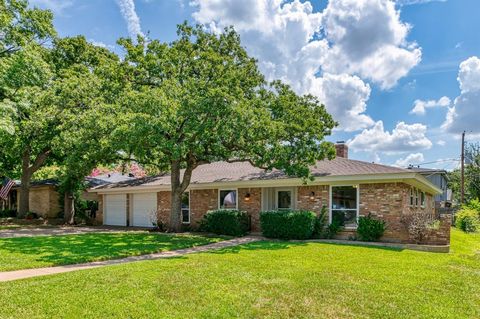 A home in Hurst