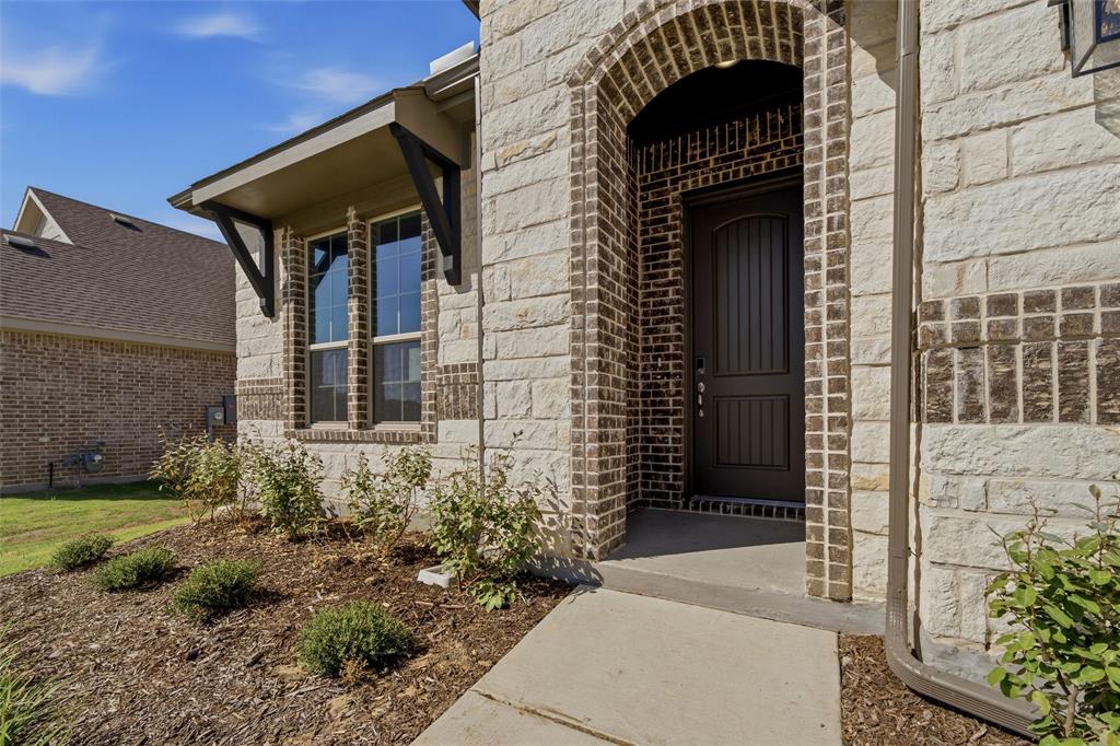 3007 Leopard Lane