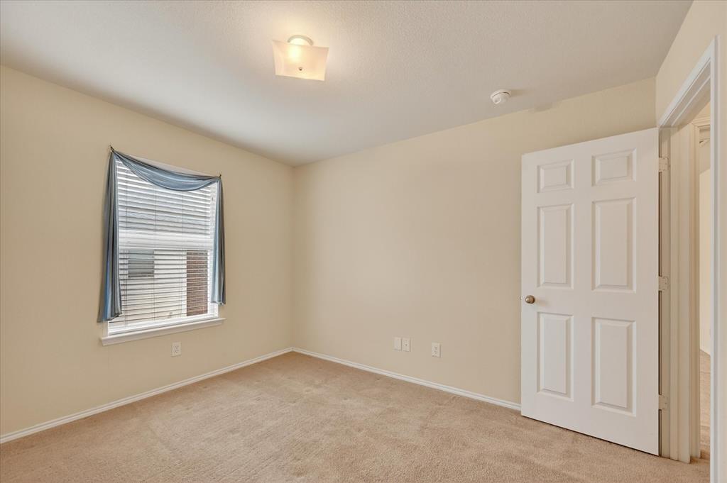 Pasquinellis Village On The Green - Residential