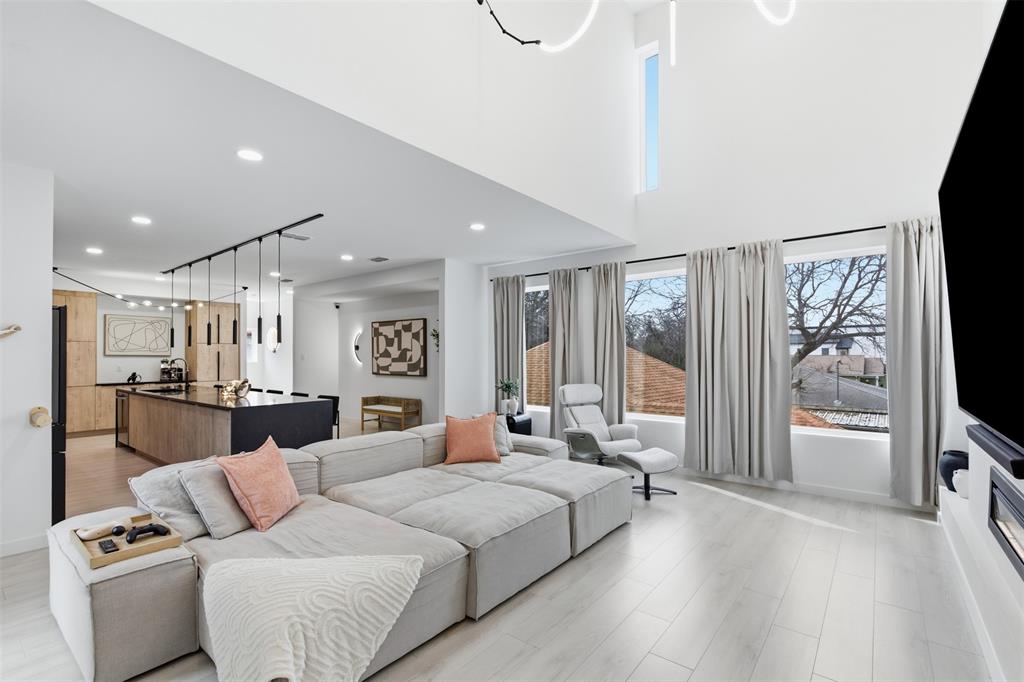 Victory Gardens - Residential