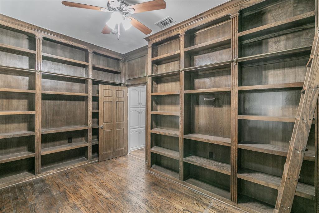 Deerwood Park Add - Residential