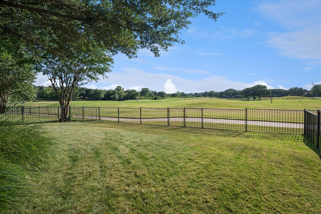 2125 Clubside Drive