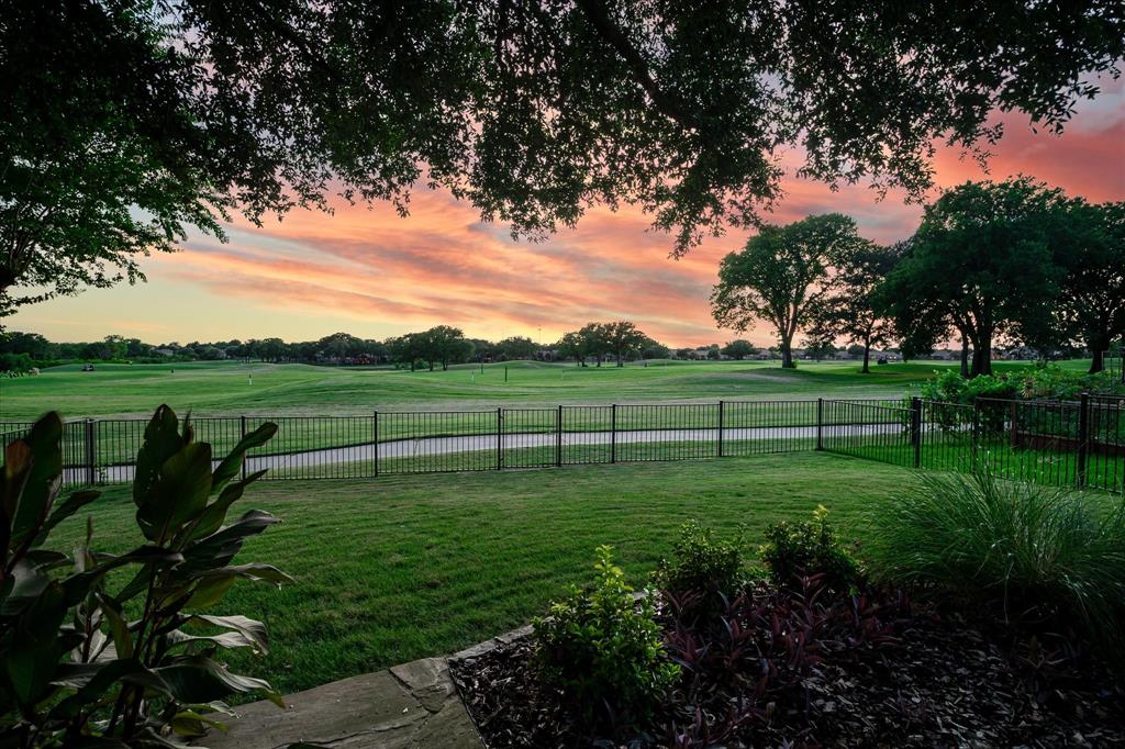 2125 Clubside Drive