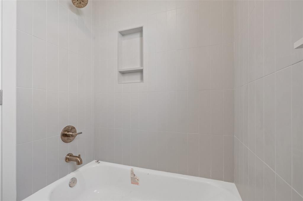 Adalie Oaks Subdivisio - Residential