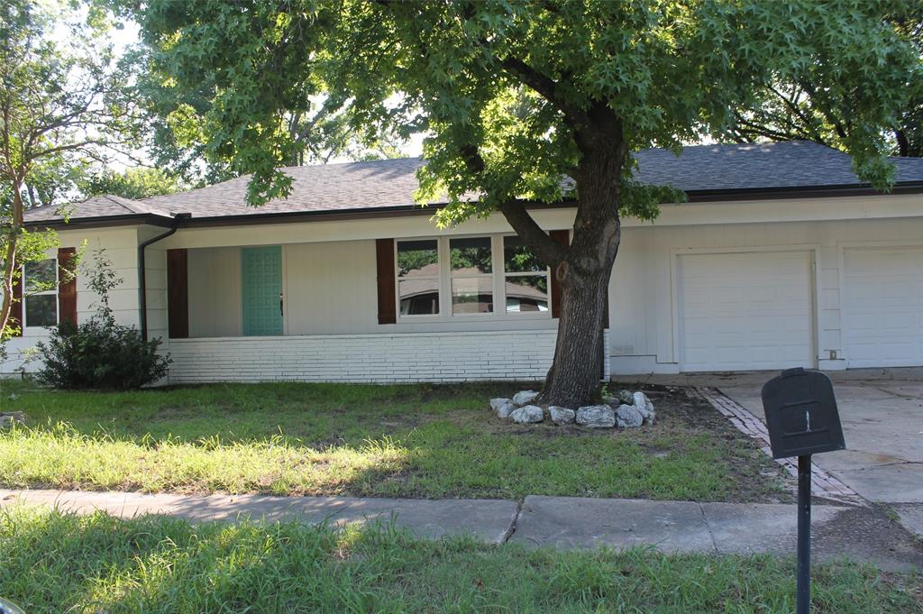 1014 S Lake
