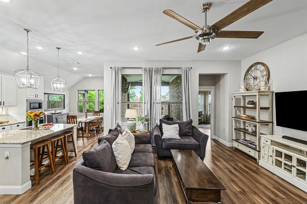 3822 Chicory Court