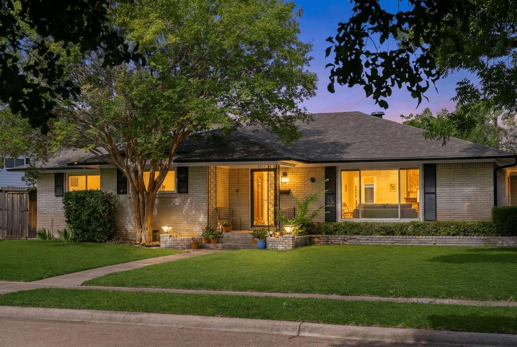 2677 Heatherwood Drive