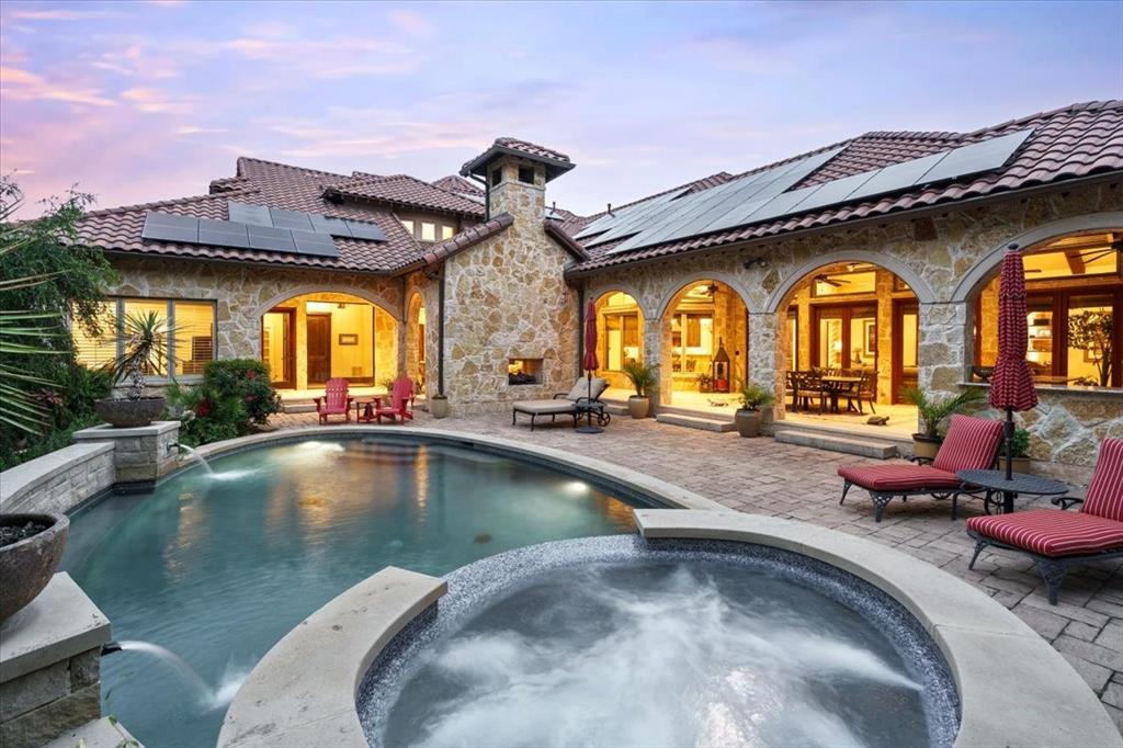 2504 Silver Table Drive