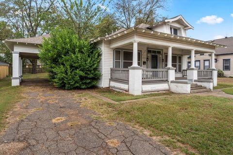 A home in Pittsburg