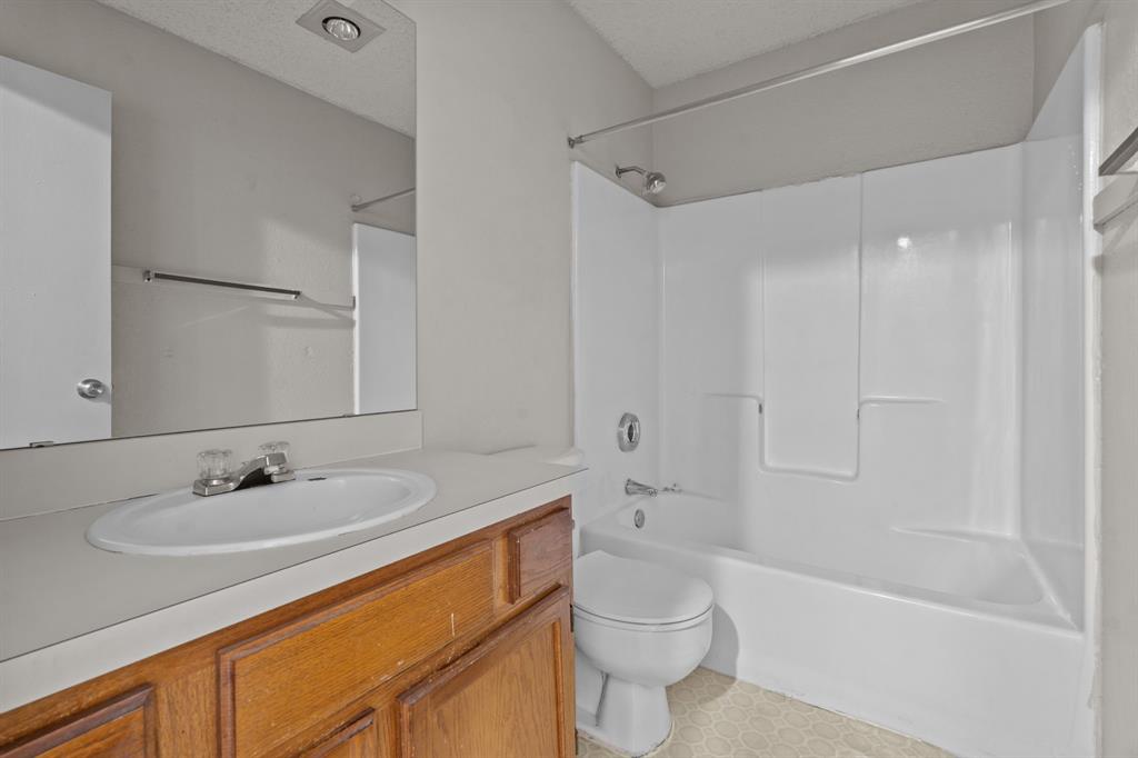 SHADYDELL - Residential Income