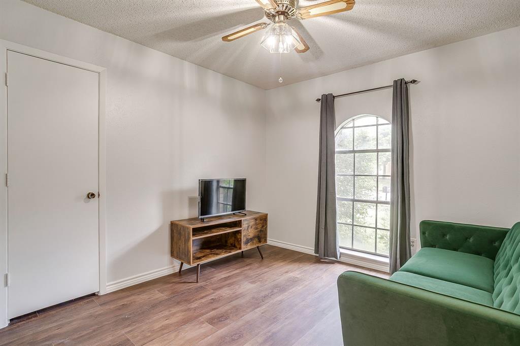 Willow Run - Residential