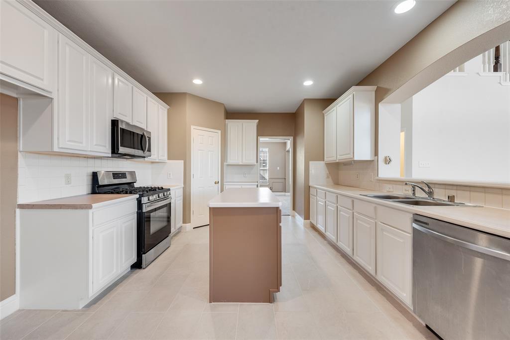 Elm Wood Trail Ph III - Residential Lease