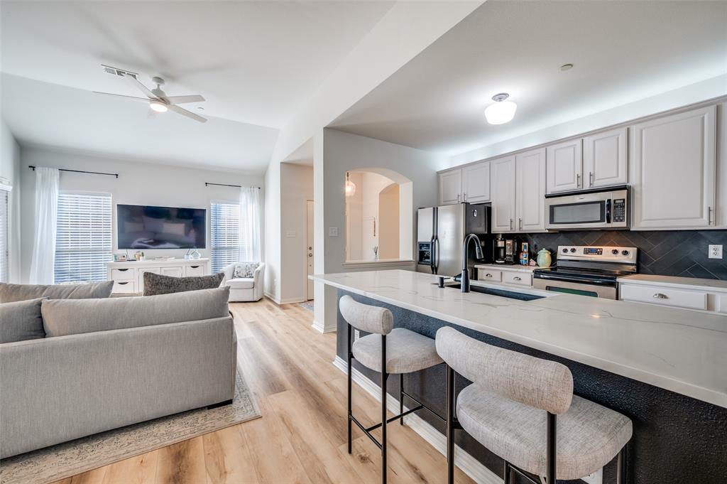 575 S Virginia Hills Drive 2906