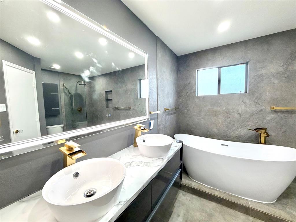 Hollywood Park Rev - Residential Lease