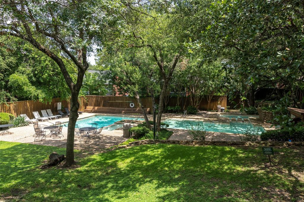 The Woods on Park Lane - Residential