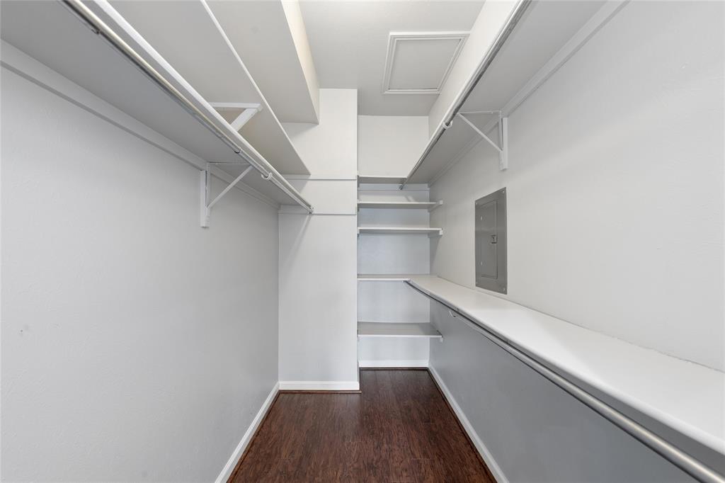 The Woods on Park Lane - Residential