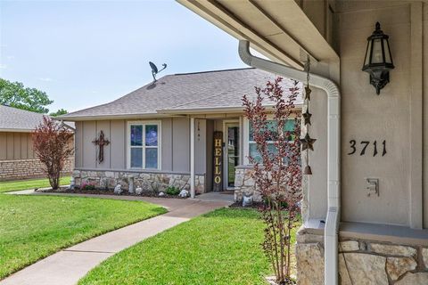 3711 Quail Run Granbury TX 76049