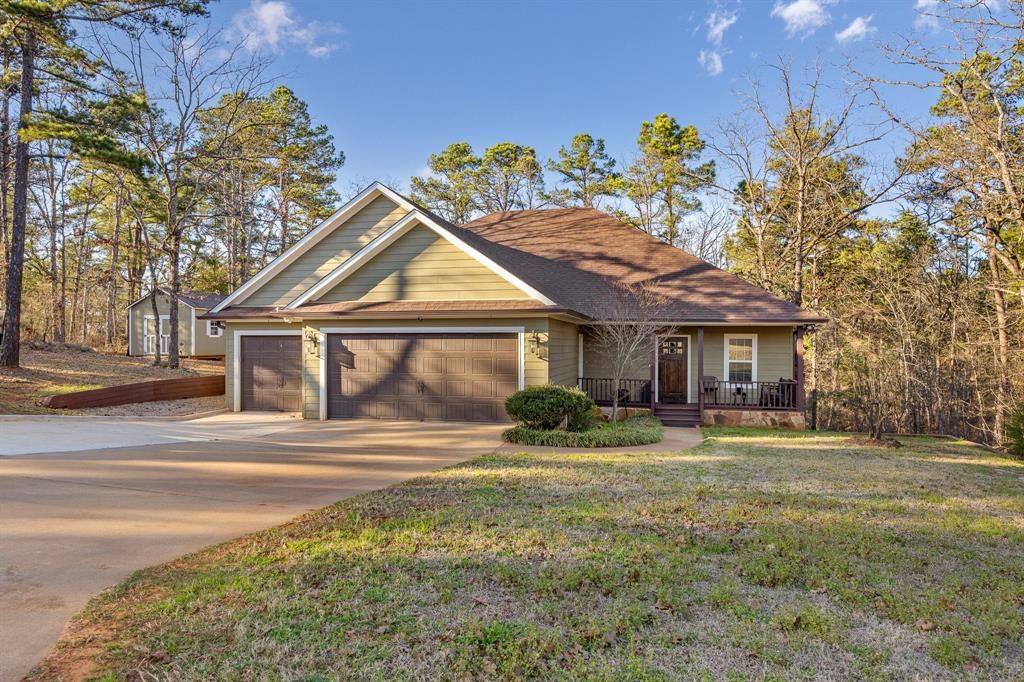 Photo of 16924 Easy St, Flint, TX 75762 (MLS # 21215221)