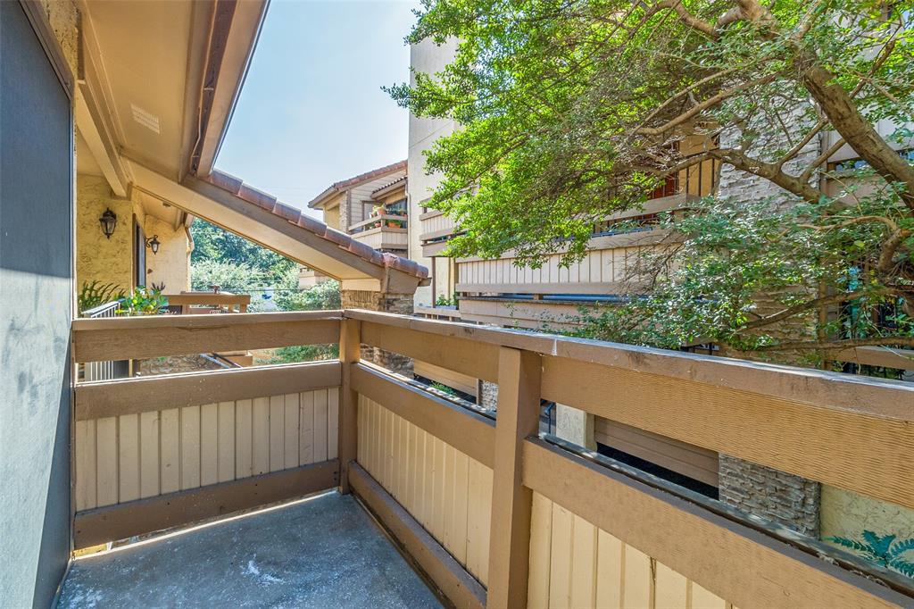 Dallas, Texas 75209, United States, 2 Bedrooms Bedrooms, ,2 BathroomsBathrooms,Residential,Active,61423