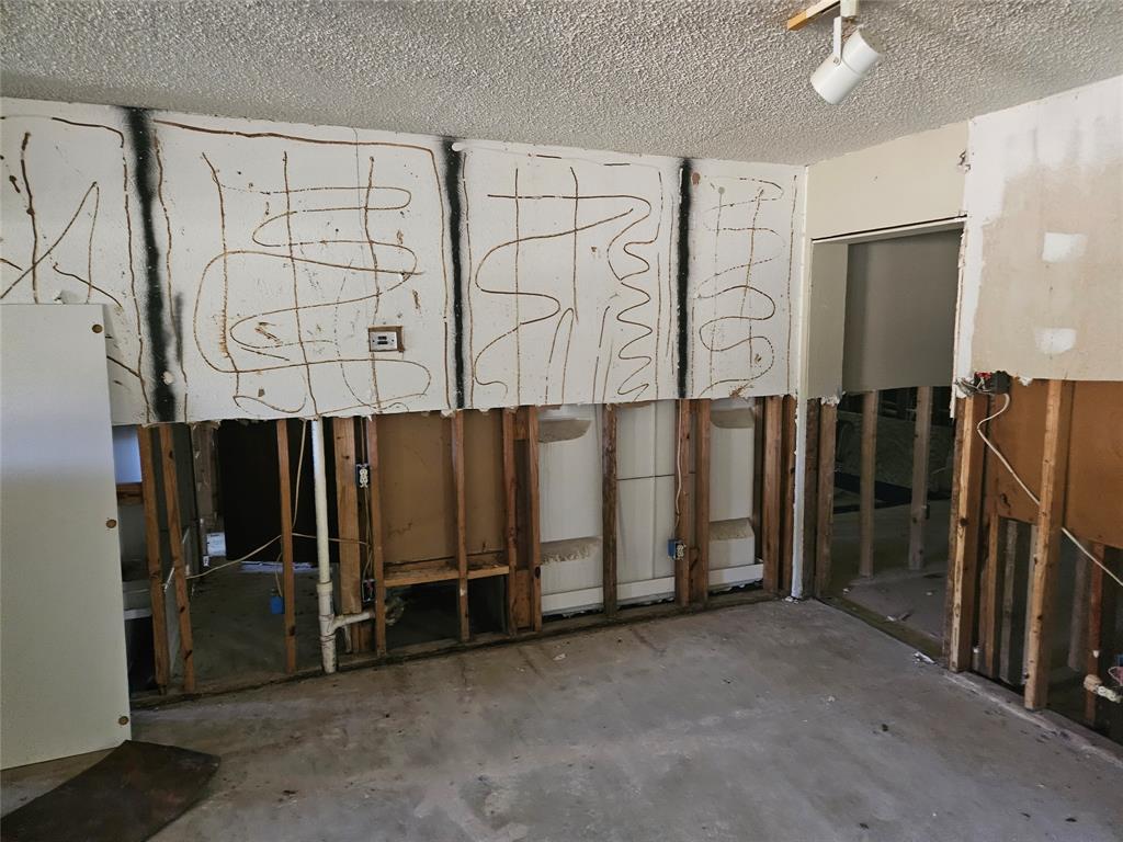 Waco Bay Estates Ph 1 - Residential