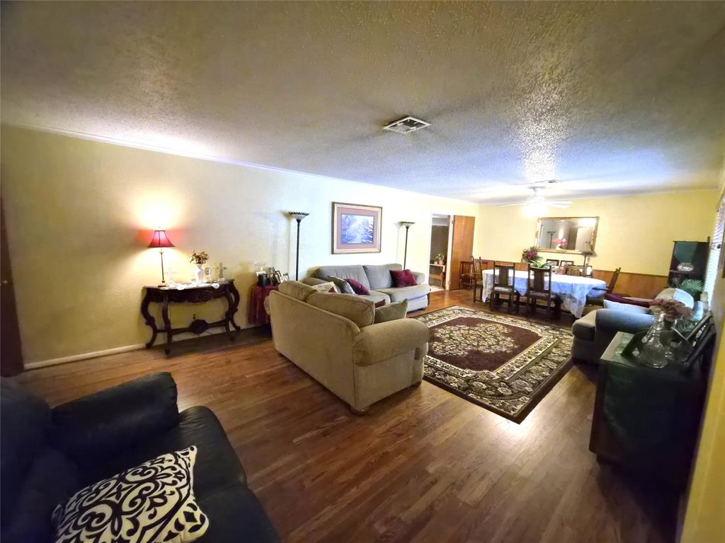 4221 Woodlake Drive