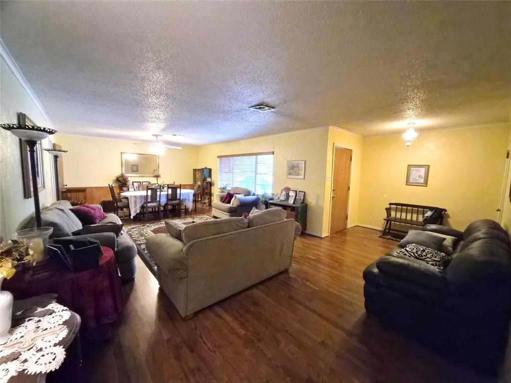 4221 Woodlake Drive