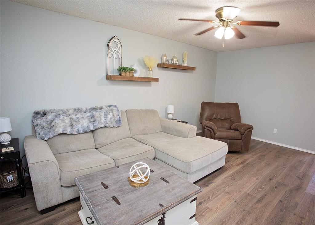 111 Candlestick Drive