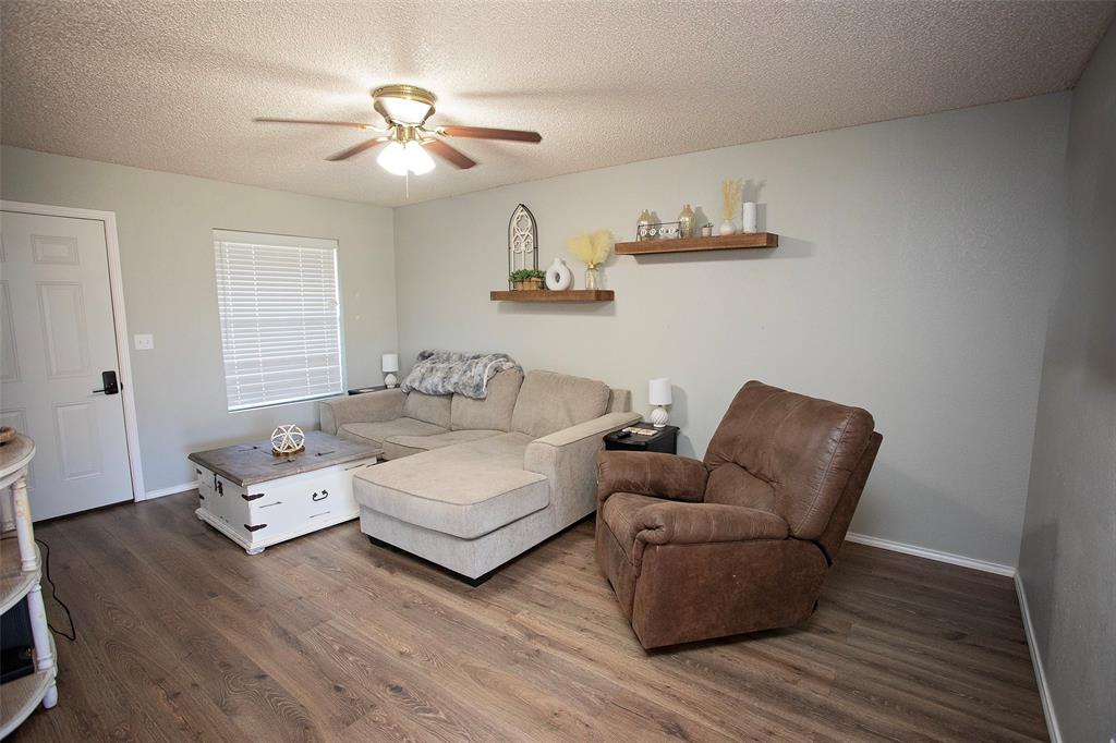 111 Candlestick Drive