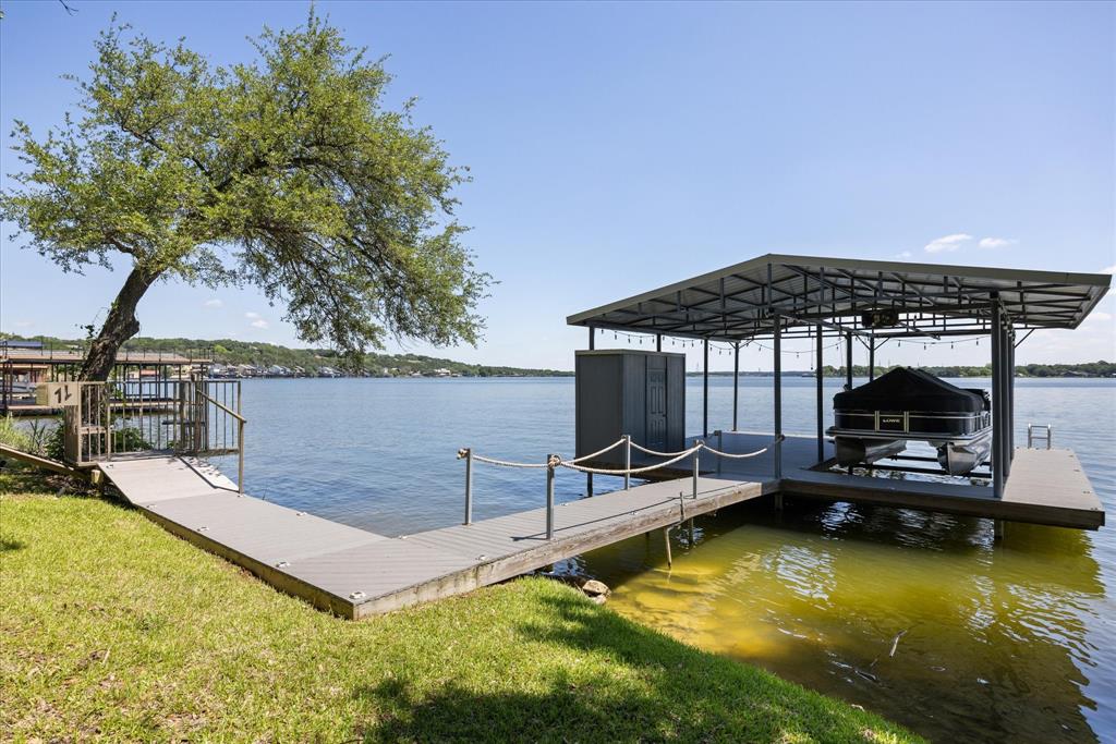 Sealey Ridge - Residential