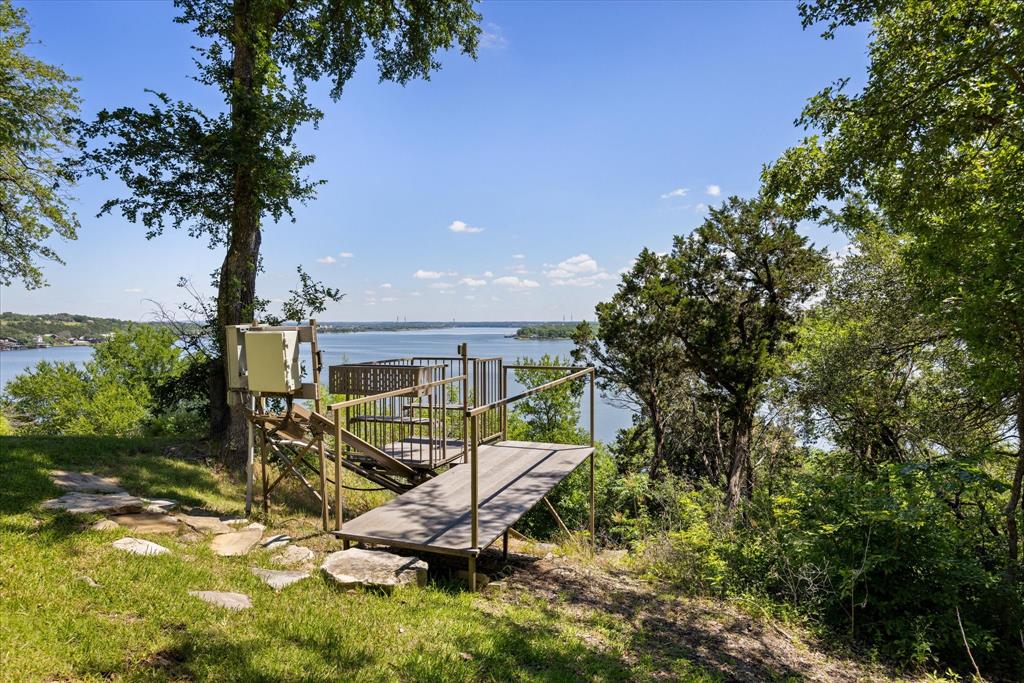 Sealey Ridge - Residential
