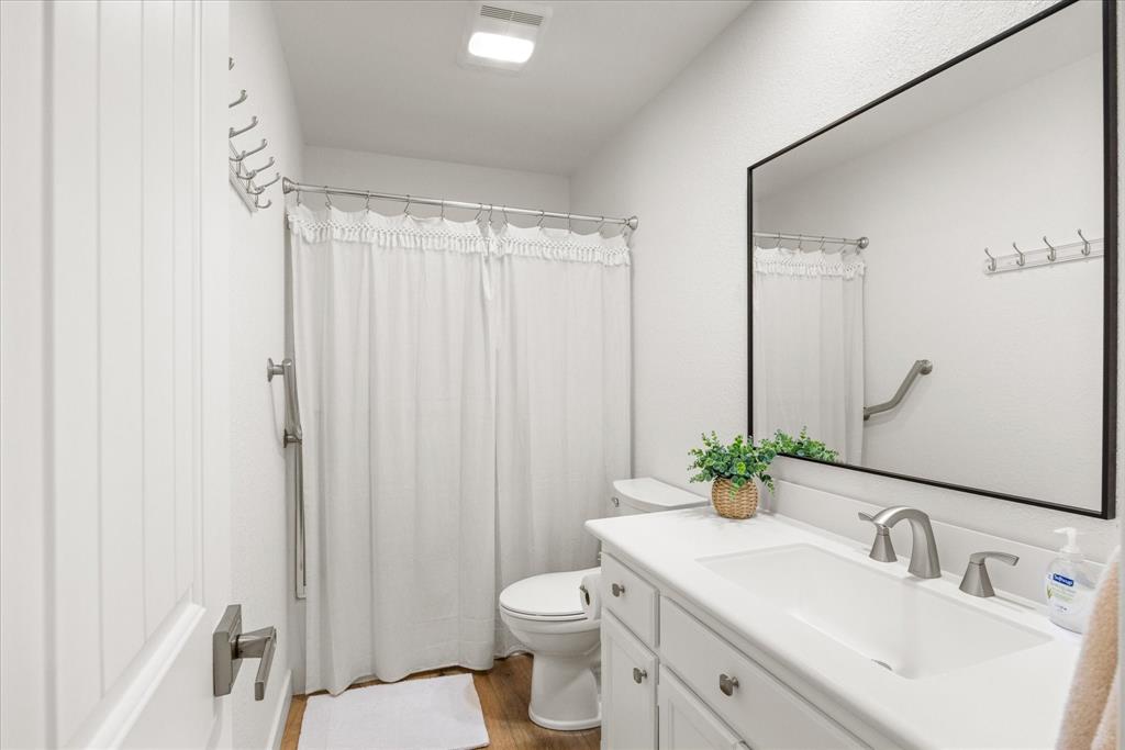 Sealey Ridge - Residential