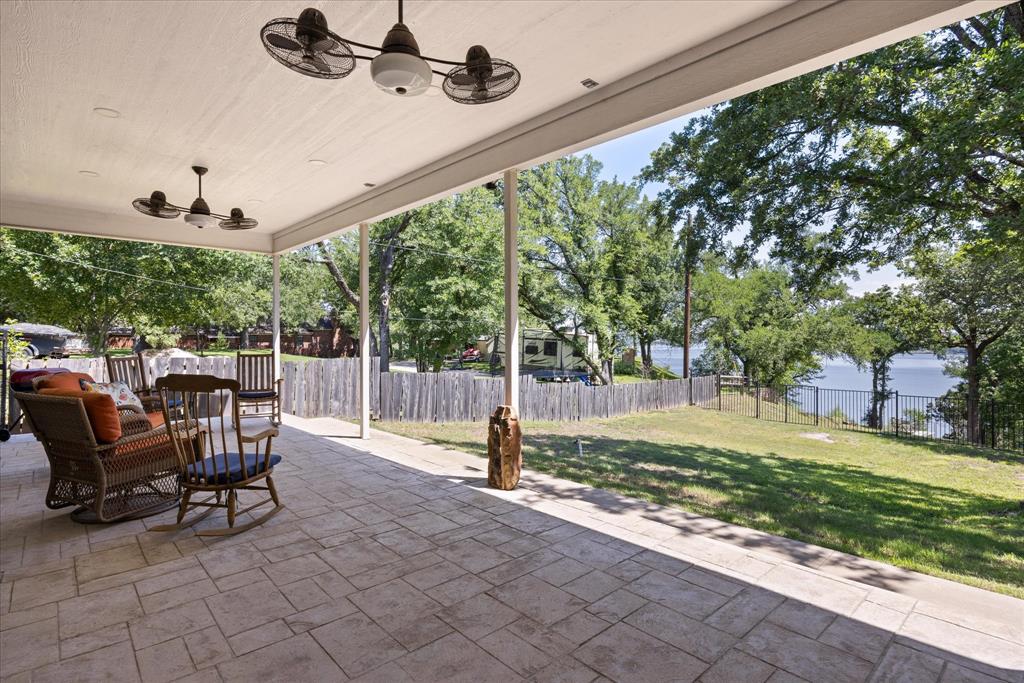 Sealey Ridge - Residential