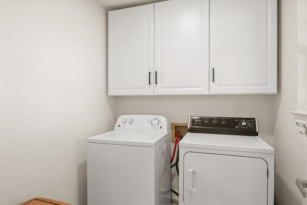 Sealey Ridge - Residential