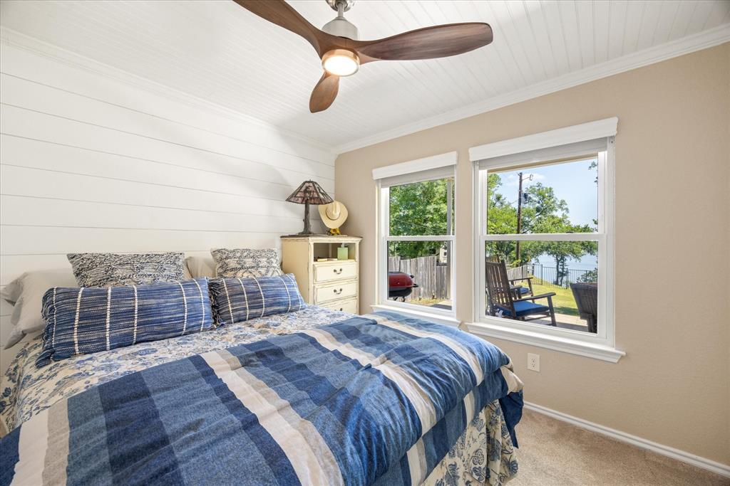 Sealey Ridge - Residential