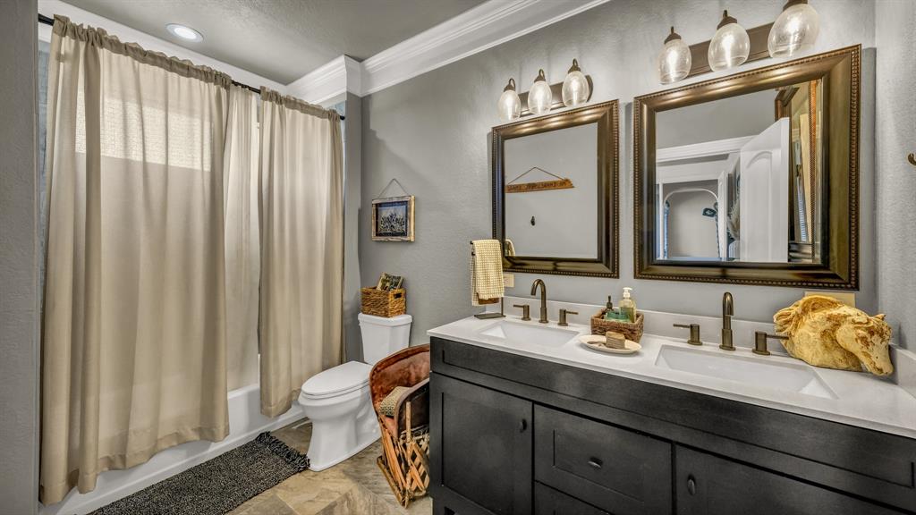 Erika Len Hobson - Farm