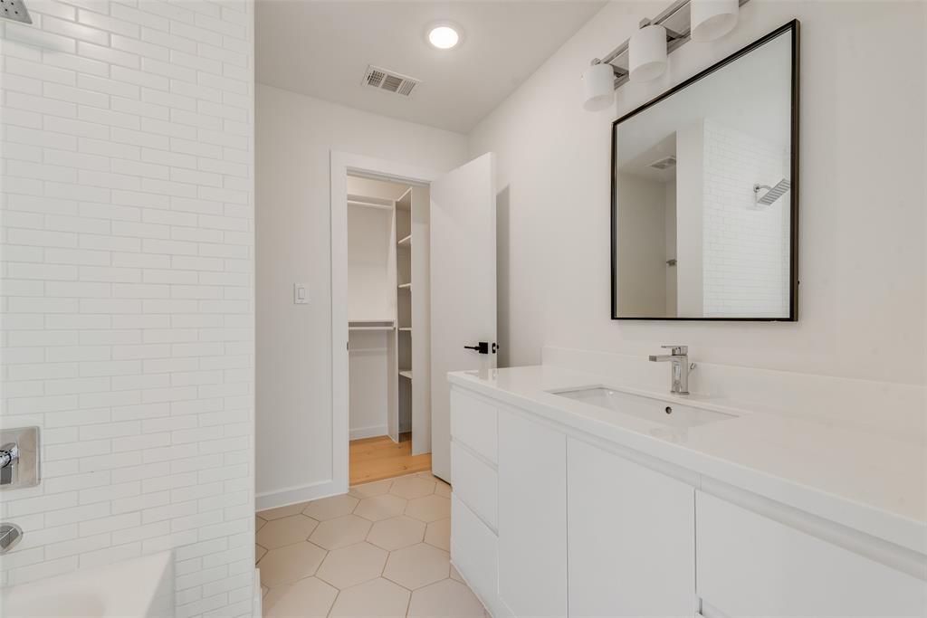 Garrett Park Townhomes - Residential