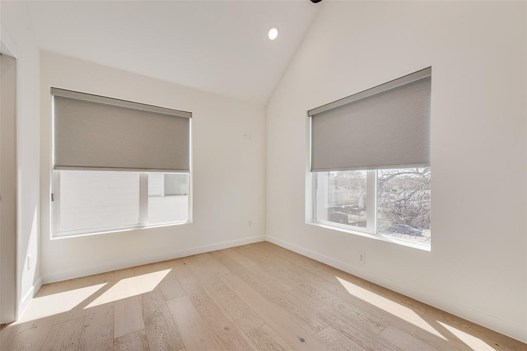 Garrett Park Townhomes - Residential